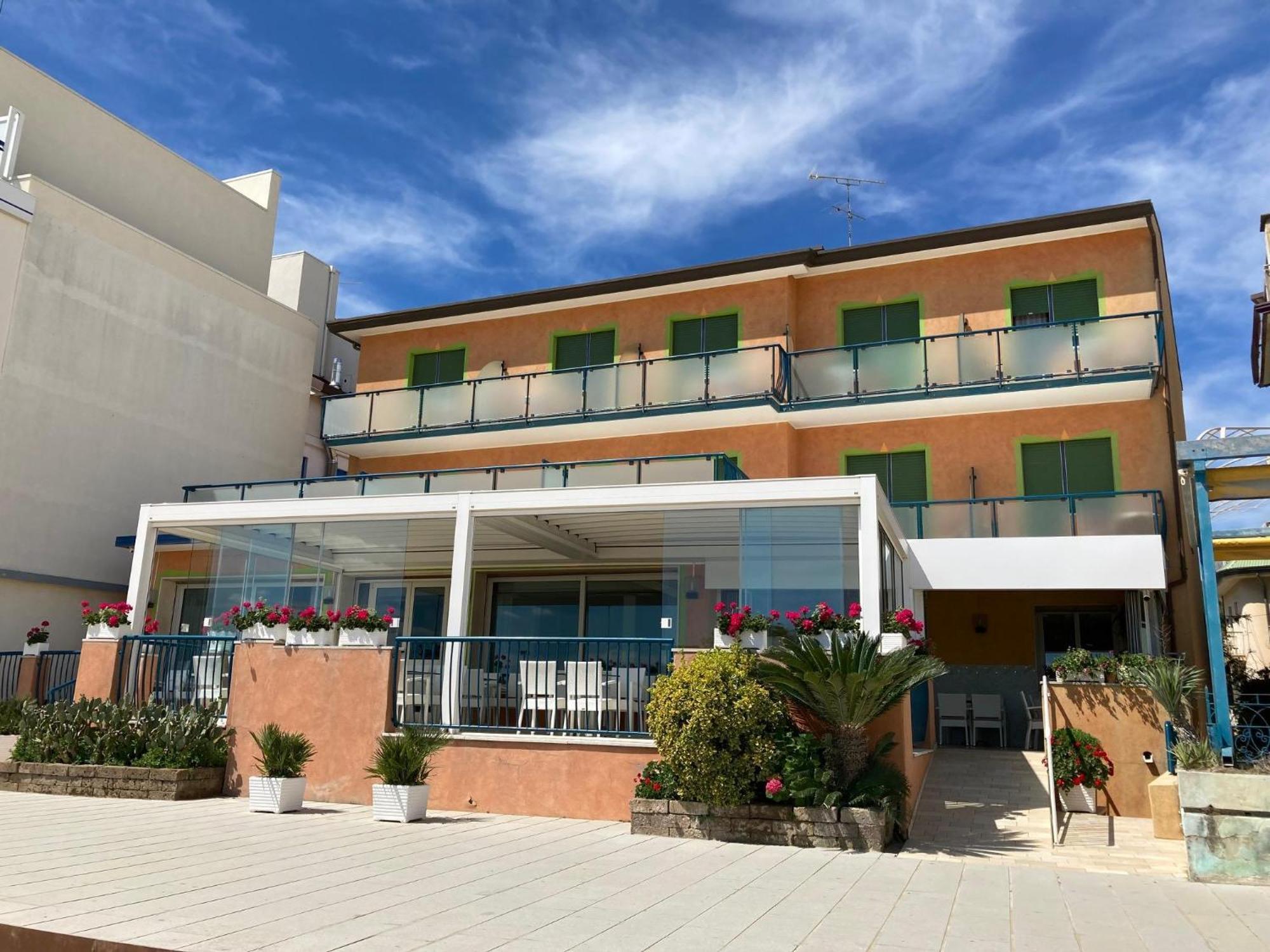 Hotel Giacomazzo 卡奥莱 外观 照片